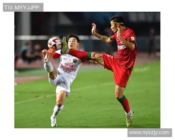 武磊精彩进球助力上海海港再创佳绩展现球队强大实力 武磊精彩进球助力上海海港再创佳绩展现球队强大实力