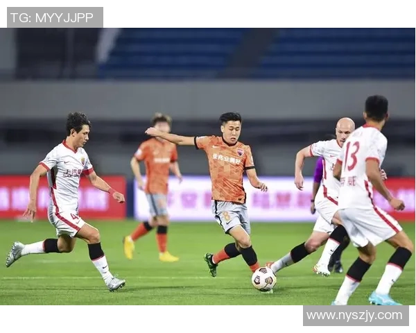 中国足协杯戴伟浚精彩表现引发热议球迷期待他在赛场上的更多突破与成长